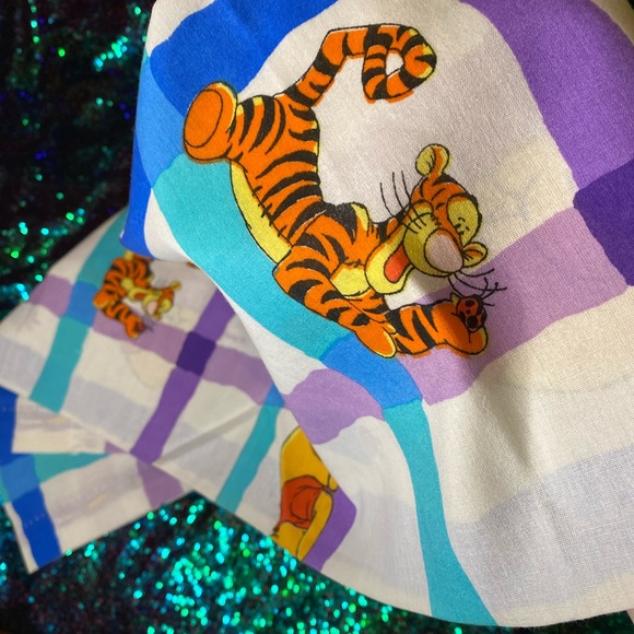 Vintage Winnie the Pooh and tigger valance - Picture 7 of 8